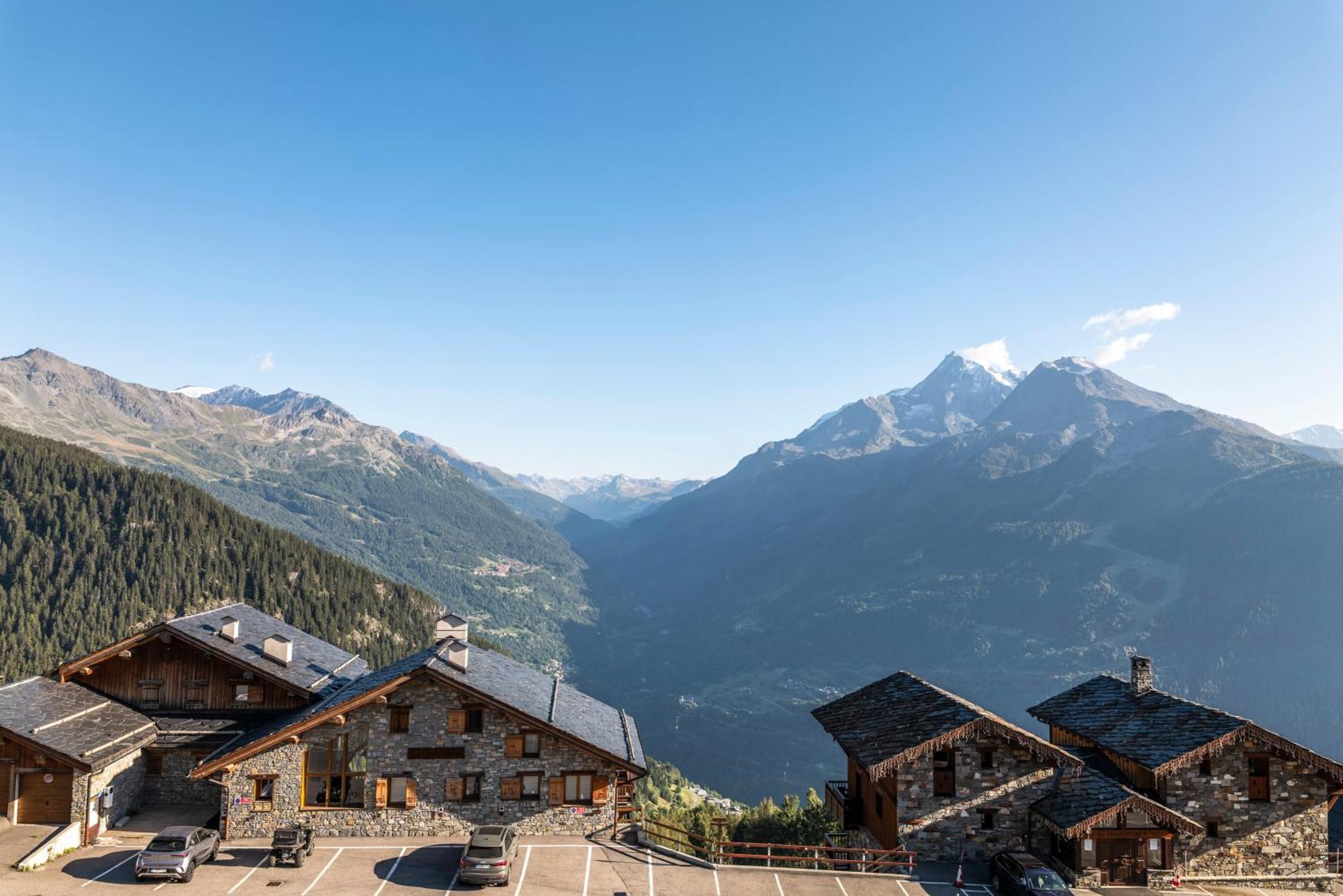 Mgm Hotels & Residences - Hotel Alpen Lodge La Rosiere  Exterior photo